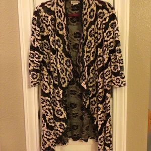 Lady Moiz Size 1XL Lacy Black and Cream Cardigan